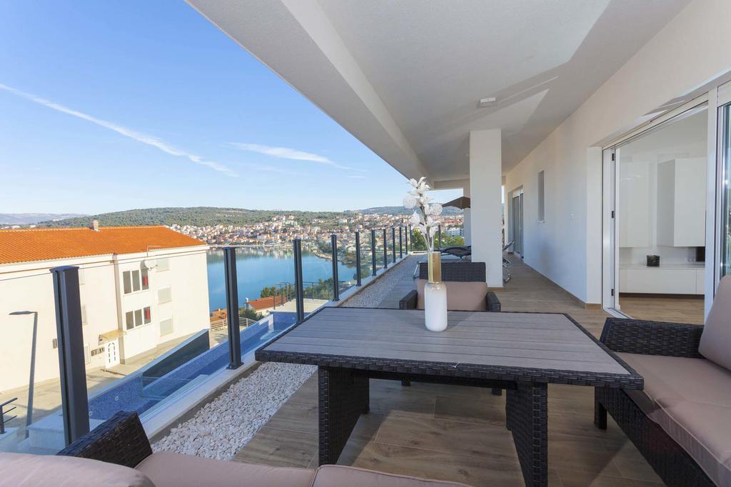Apartment Solis Okrug Gornji Trogir Exterior photo